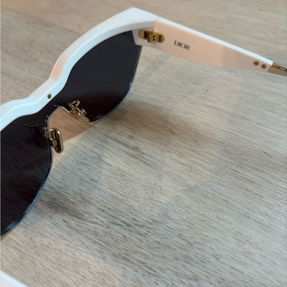 Dior White and Gold Sunglasses - Picture 4 of 11